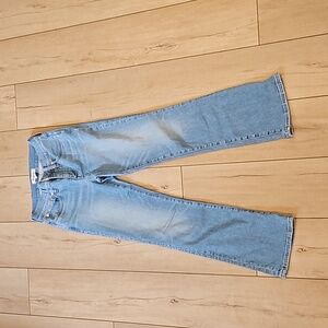 Madewell Mid-Rise Kick Out Jeans